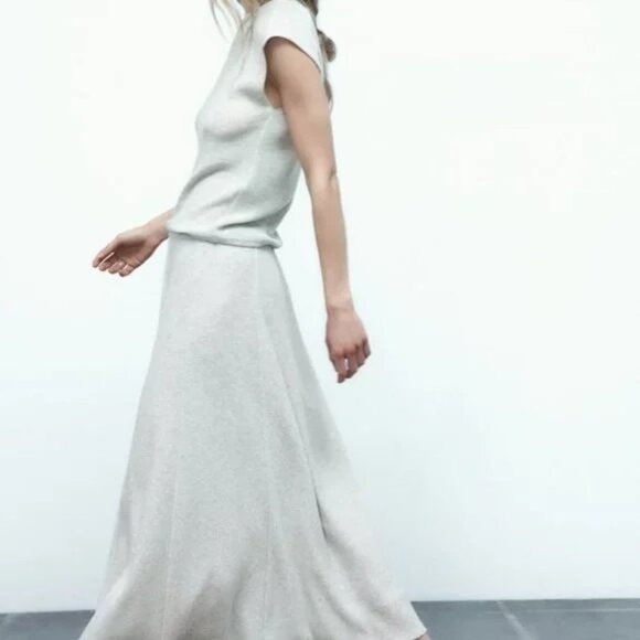 Zara Silver Knit  Metallic Thread Sleeveless Top & Maxi Skirt Set - Picture 4 of 16